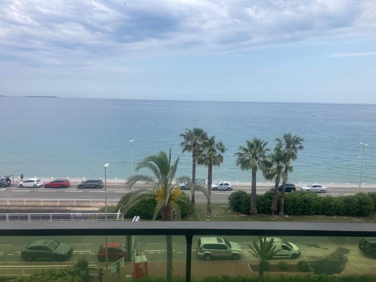 Cannes Front De Mer Extérieur photo